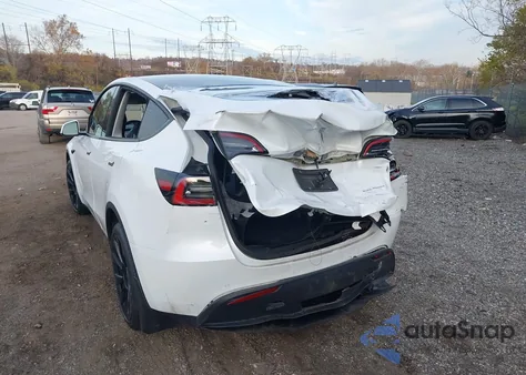 2022 Tesla Model Y Long Range Dual Motor All-Wheel Drive from USA, damaged, VIN 7SAYGDEE3NA018401